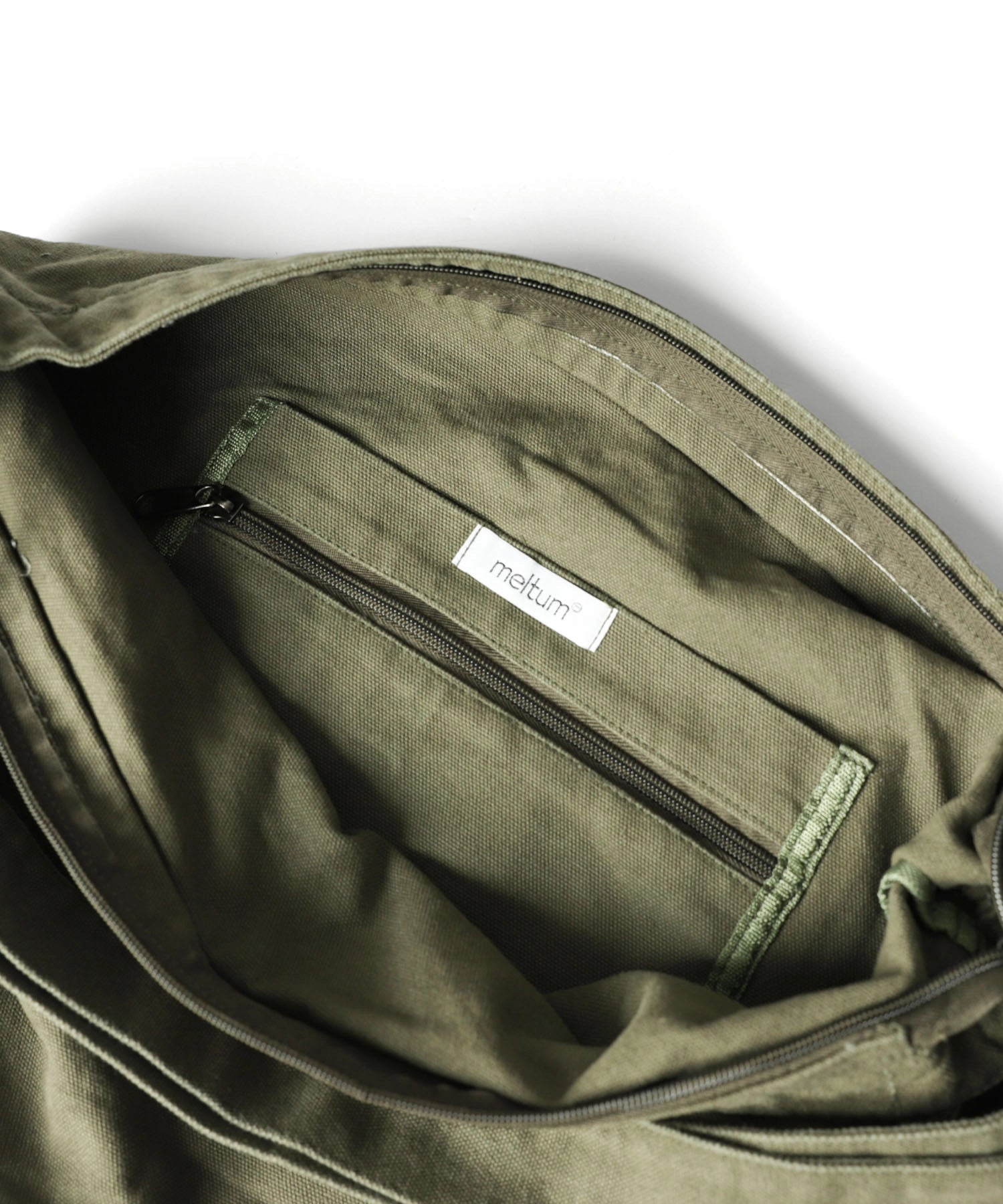 canvas shoulder bag