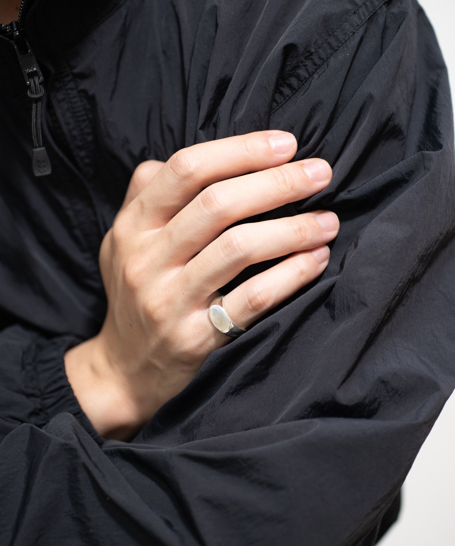 SMALL SIGNET RING