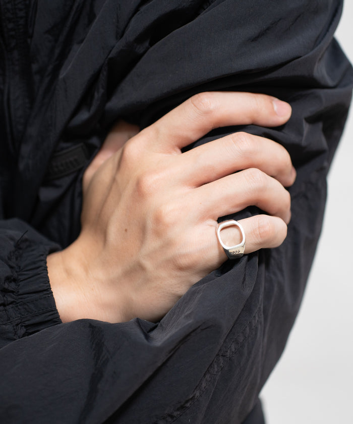 SIGNET OPEN RING