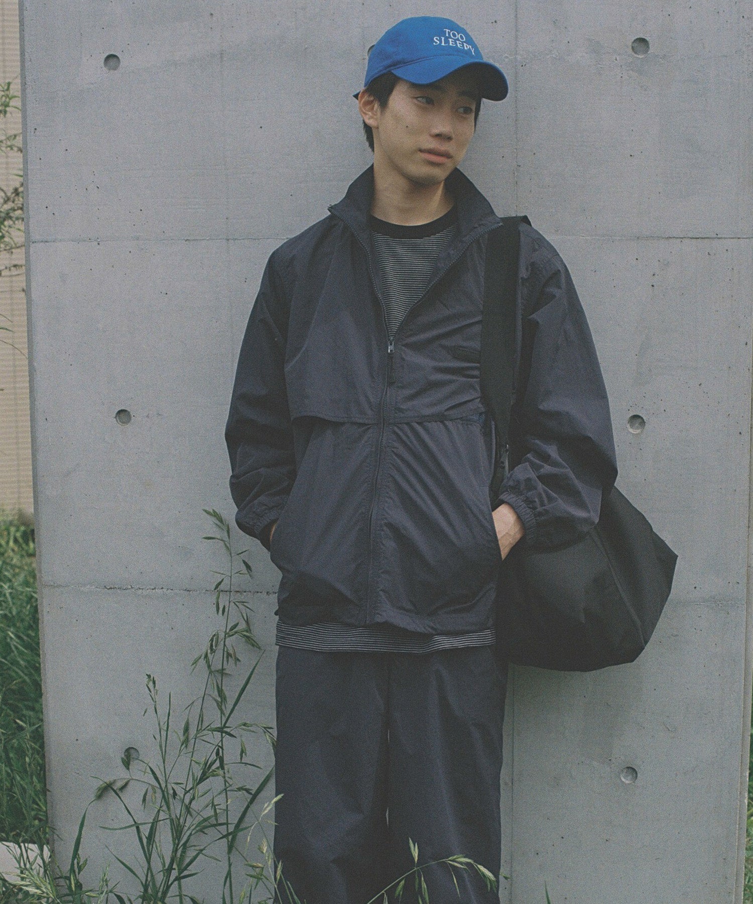 meltum × RUSSELL ATHLETIC . CAP SHOULDER SWEATSHIRT