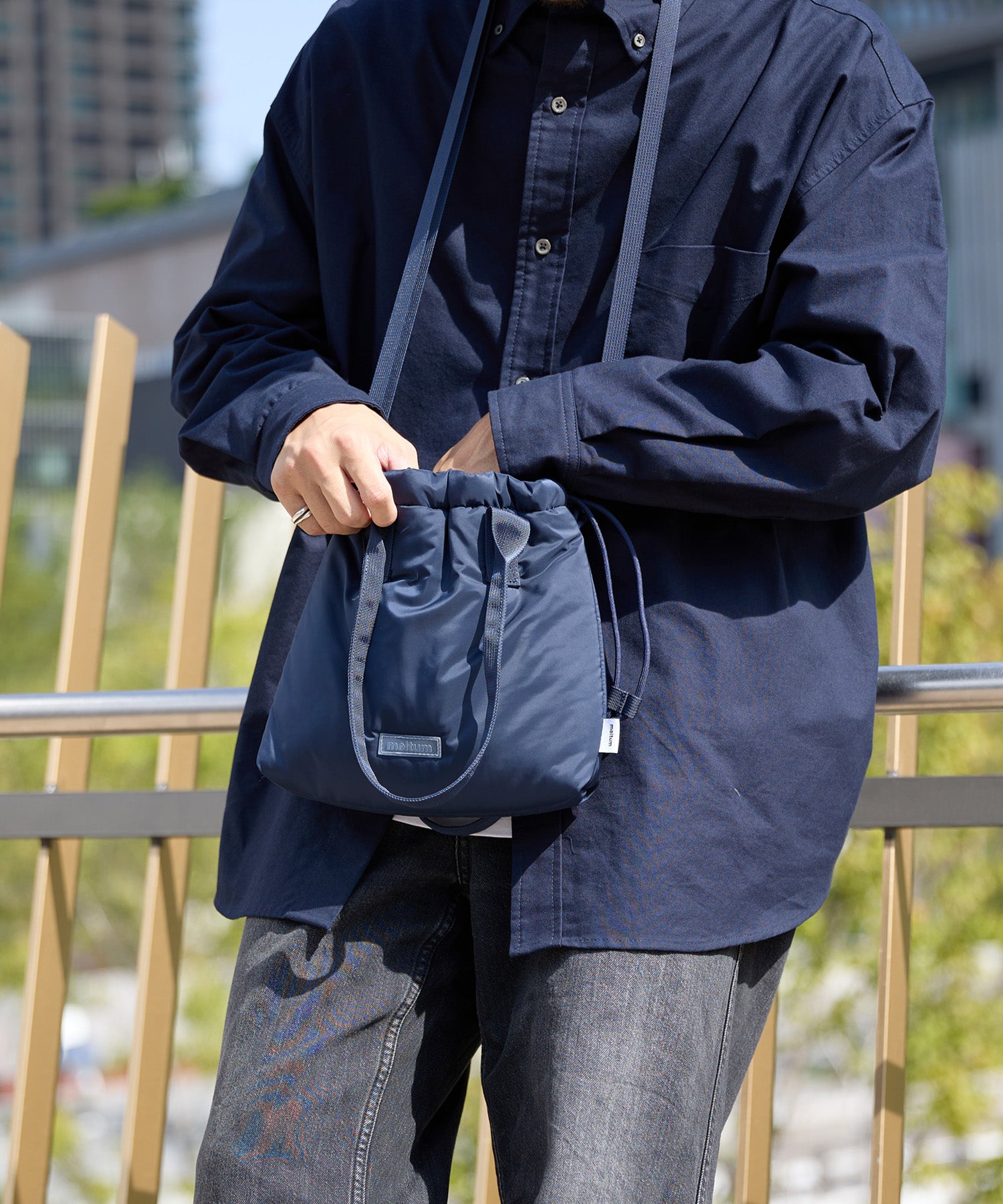 SOFT SHELL SHOULDER POUCH