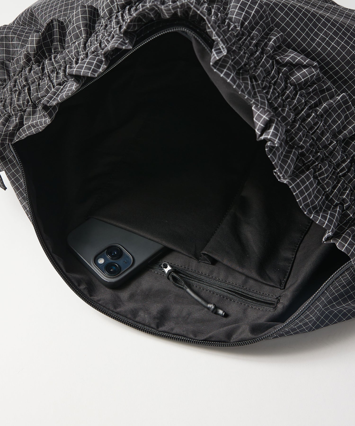 GATHER MESSENGER BAG