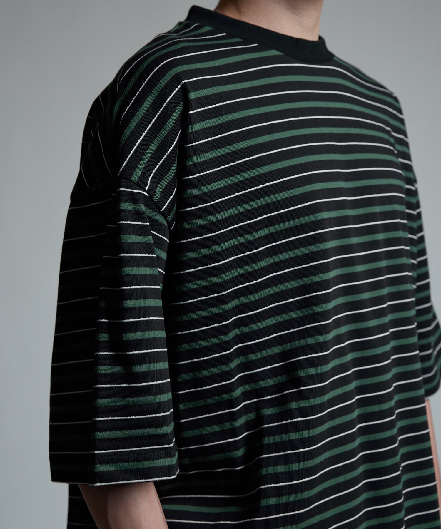 MULTI BORDER S/S TEE