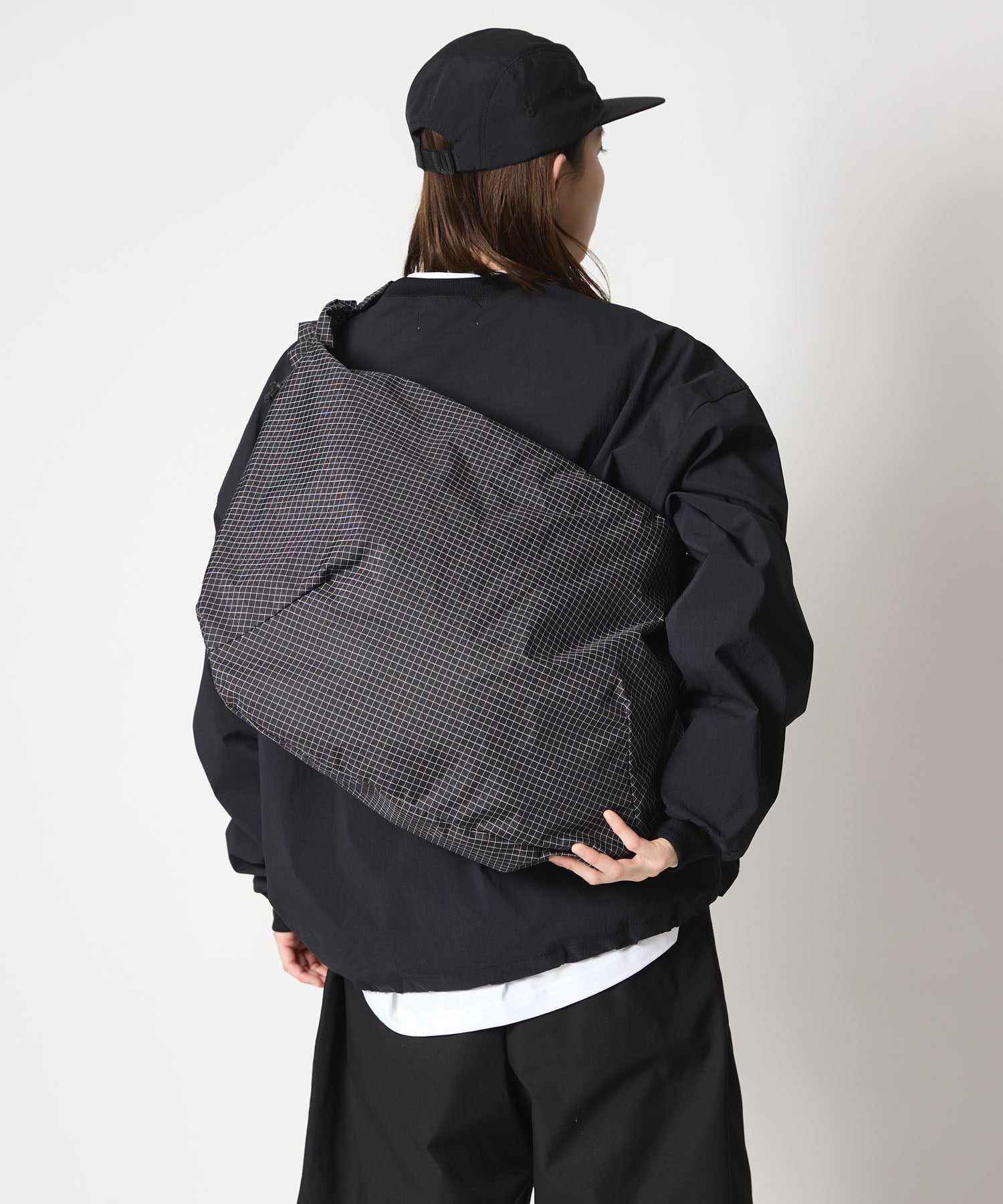 GATHER MESSENGER BAG