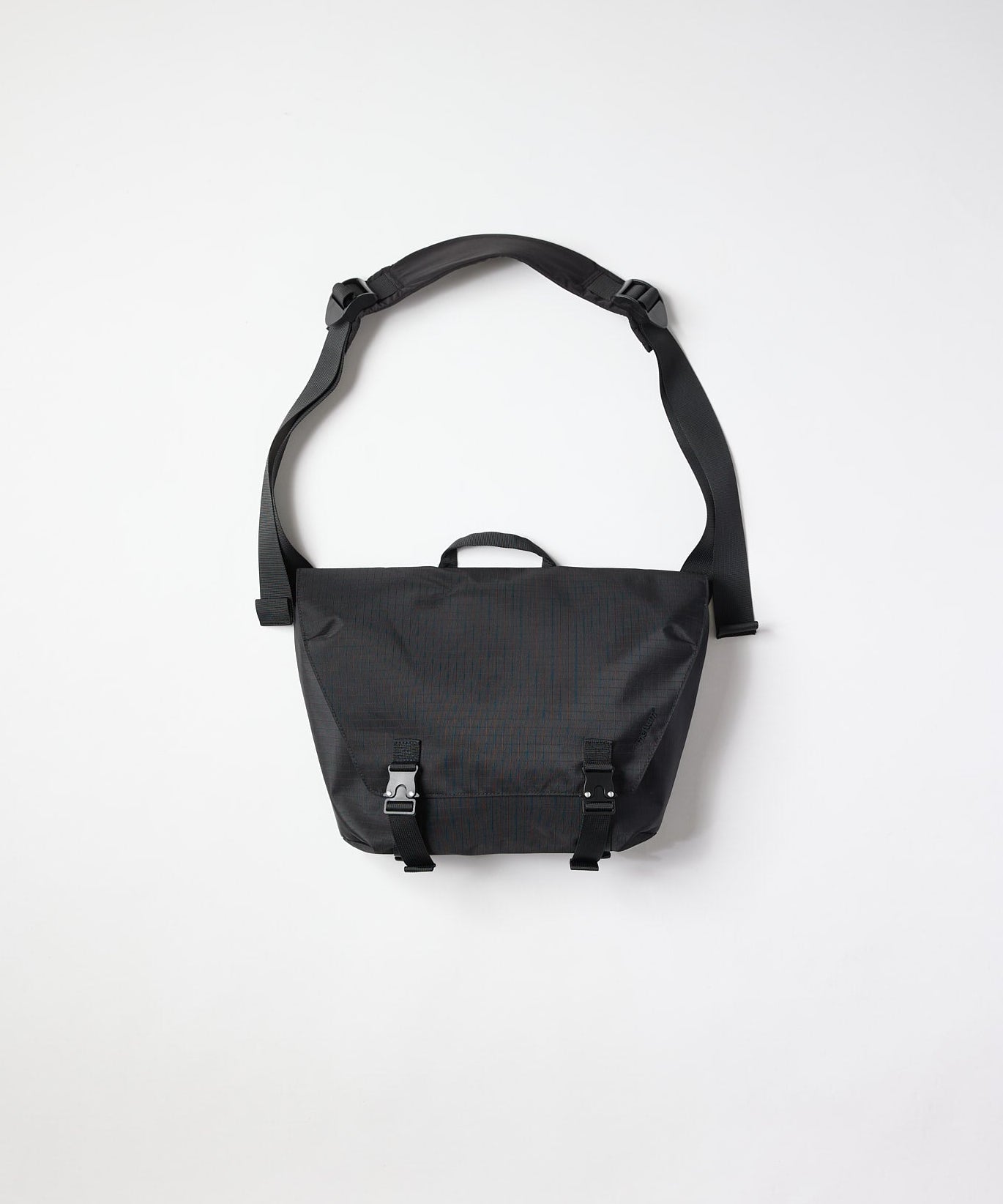 COMPACT MESSENGER BAG