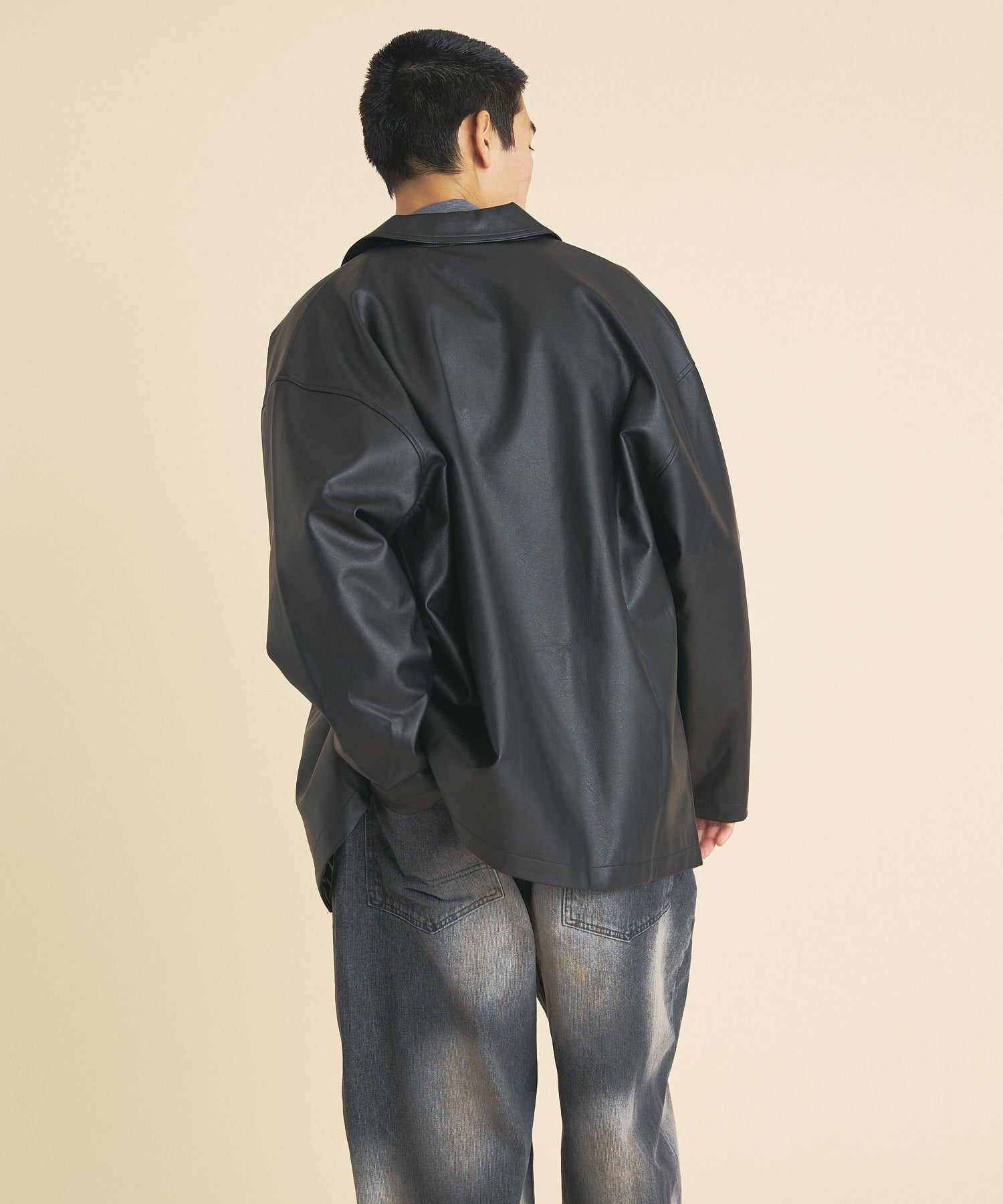 【2026.2.18 WED 18:00~ INSTOCK】SYNTHETIC LEATHER HALF COAT