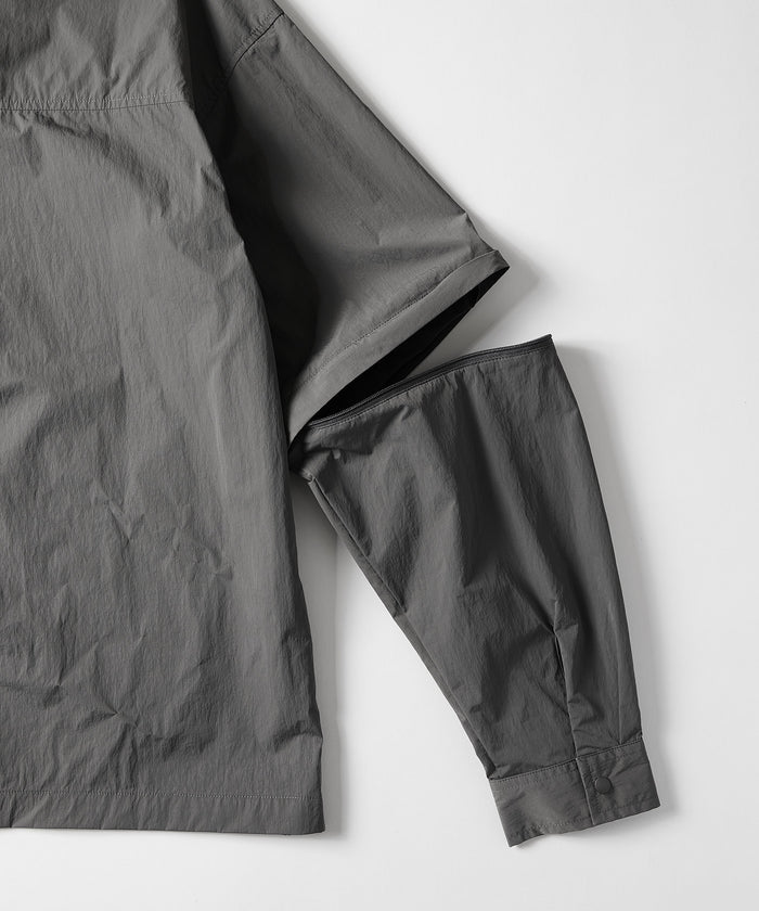 DETACHABLE TECH SHIRT