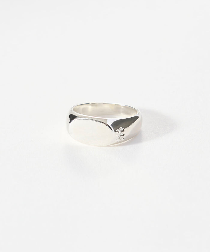 SMALL SIGNET RING