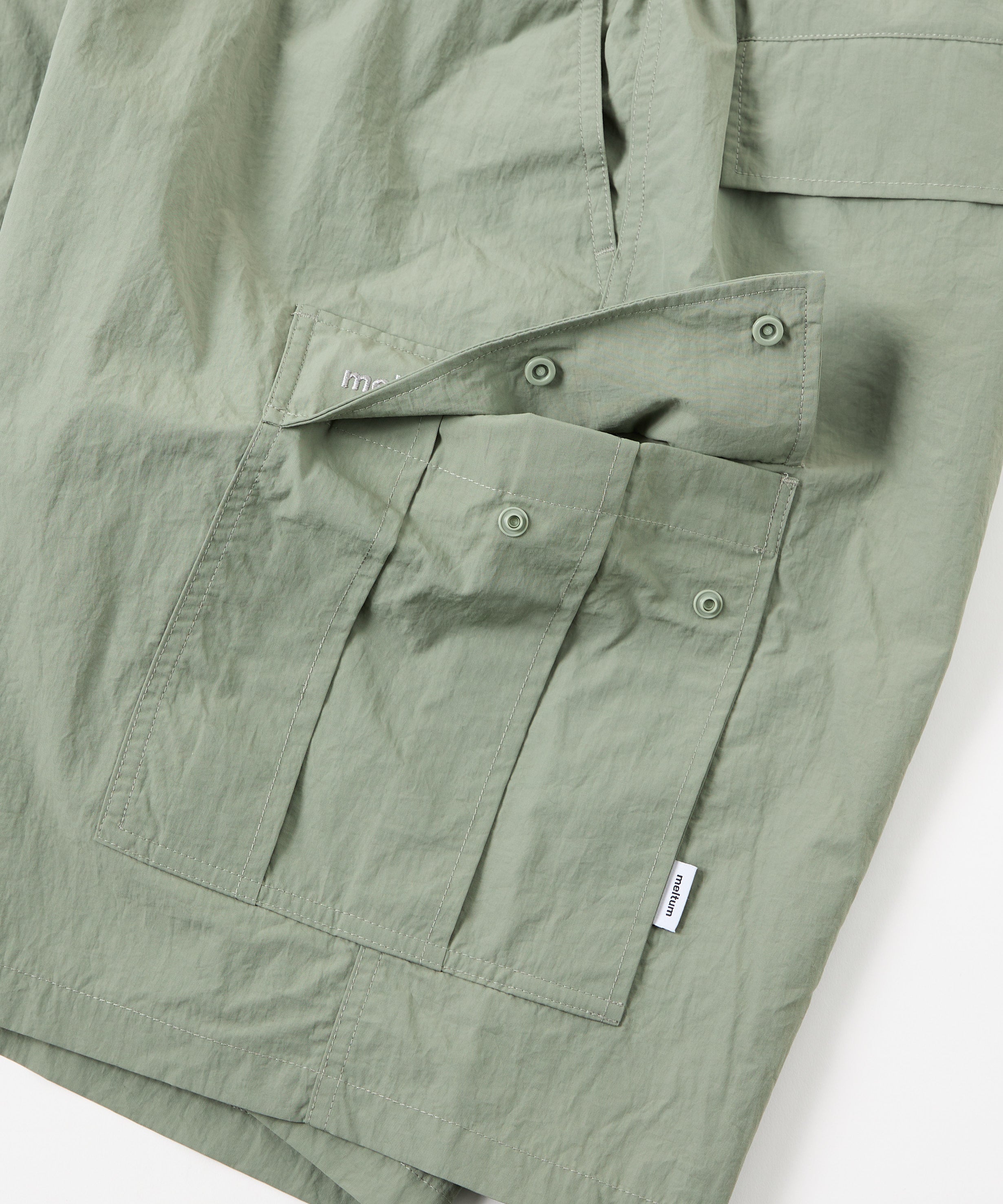 NYLON CARGO SHORTS