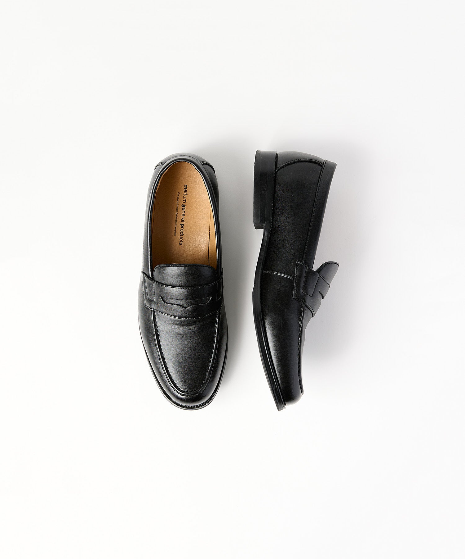 BASIC LOAFERS
