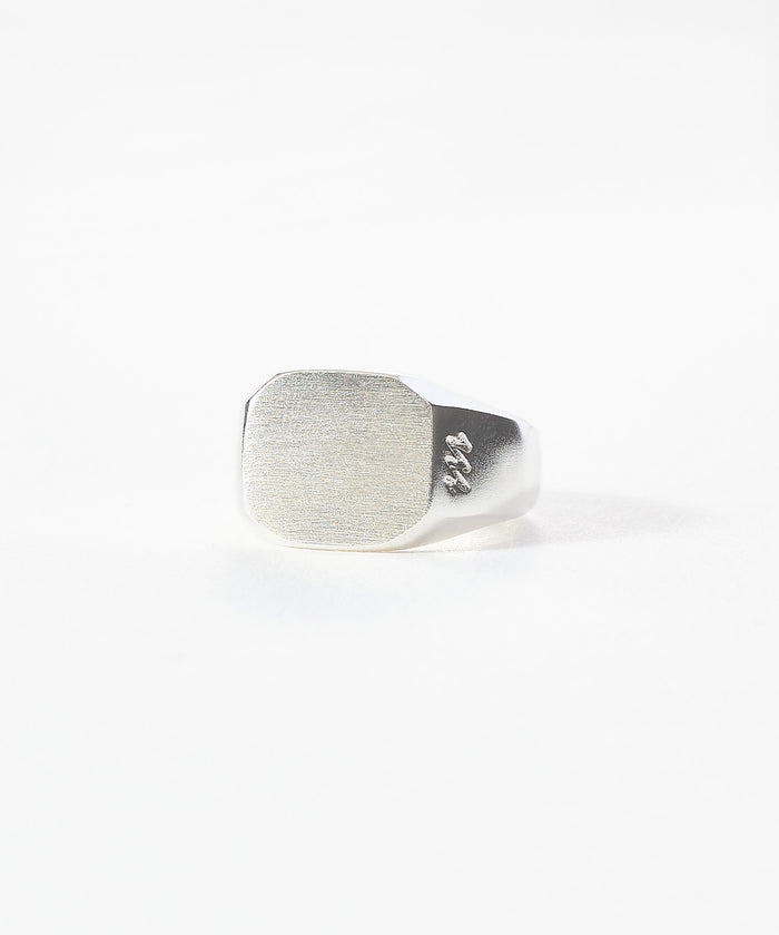 SATIN SIGNET RING