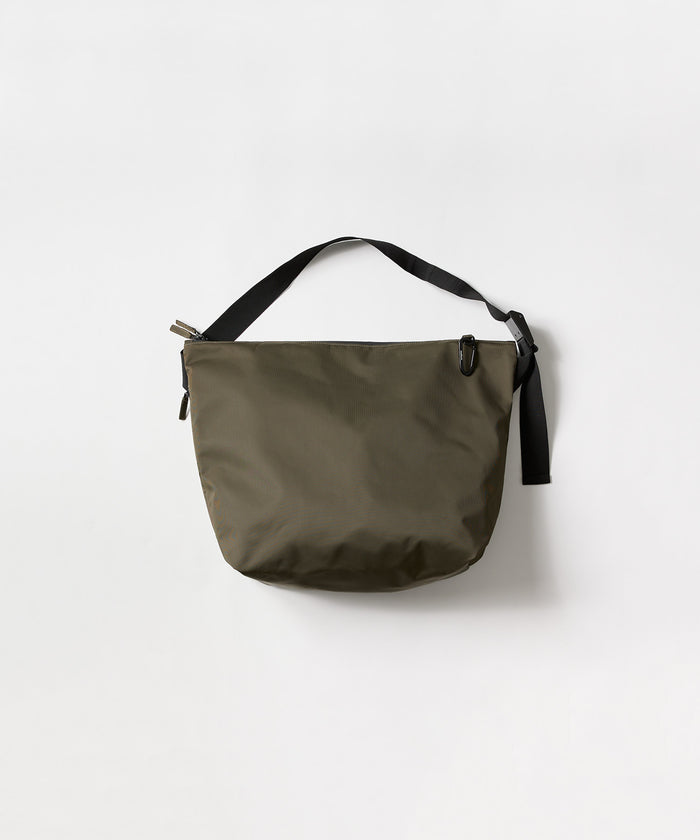 NYLON MESSENGER BAG