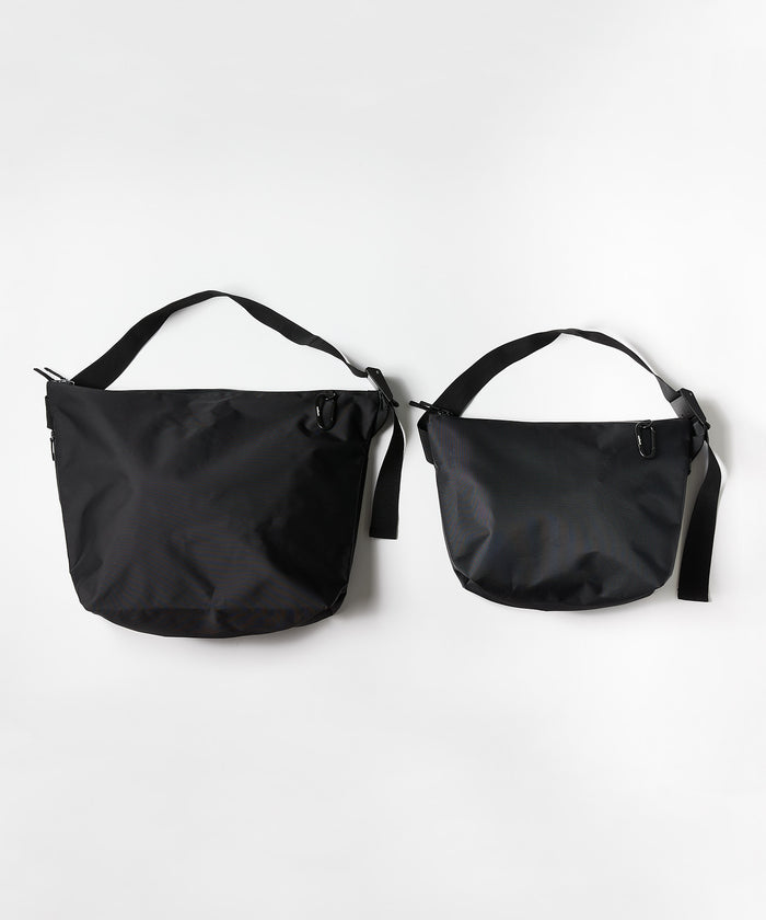 NYLON MESSENGER BAG(M)