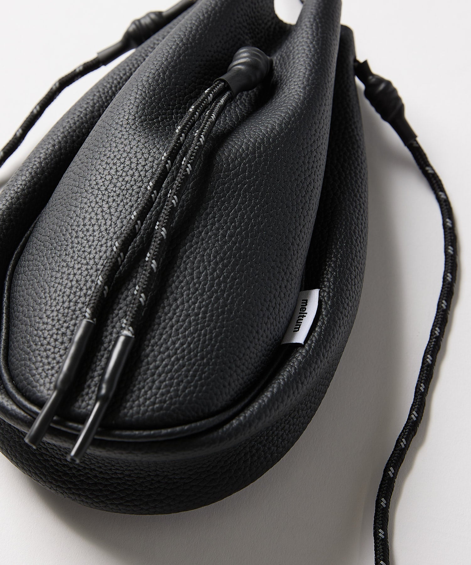 【2025.9.12 FRI 18:00~ IN STOCK】LEATHER DRAWSTRING BAG