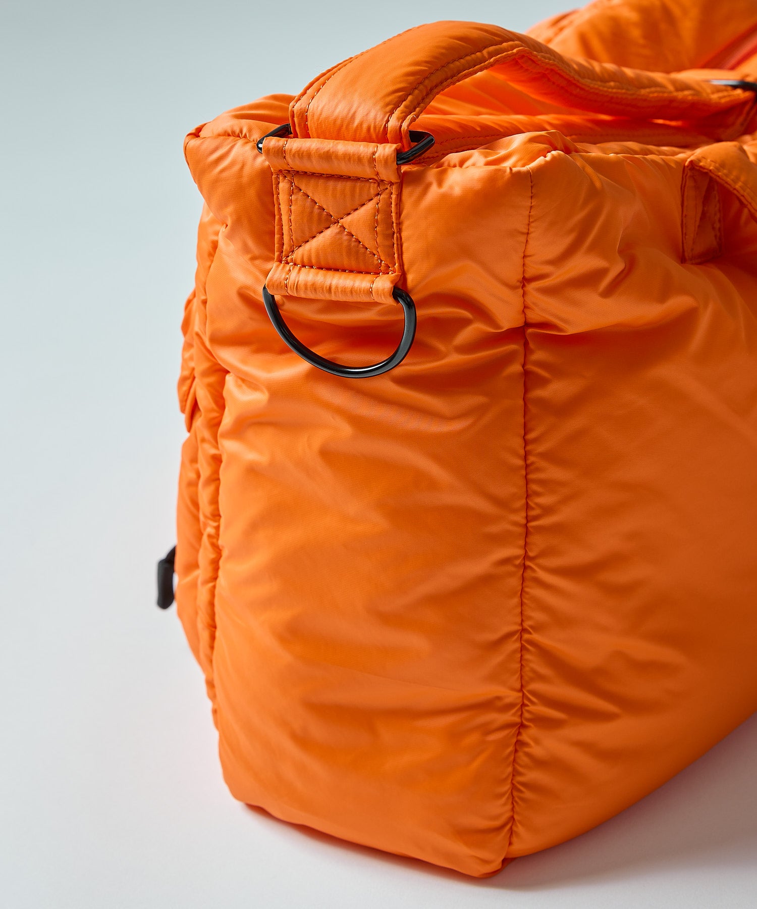 PADDING SHOULDER BAG