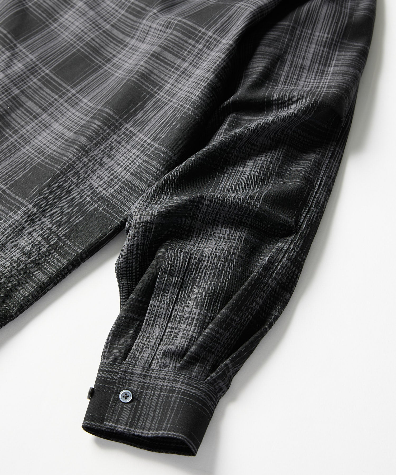 【2025.8.27 WED 18:00~ IN STOCK】OMBRE CHECK SHIRT