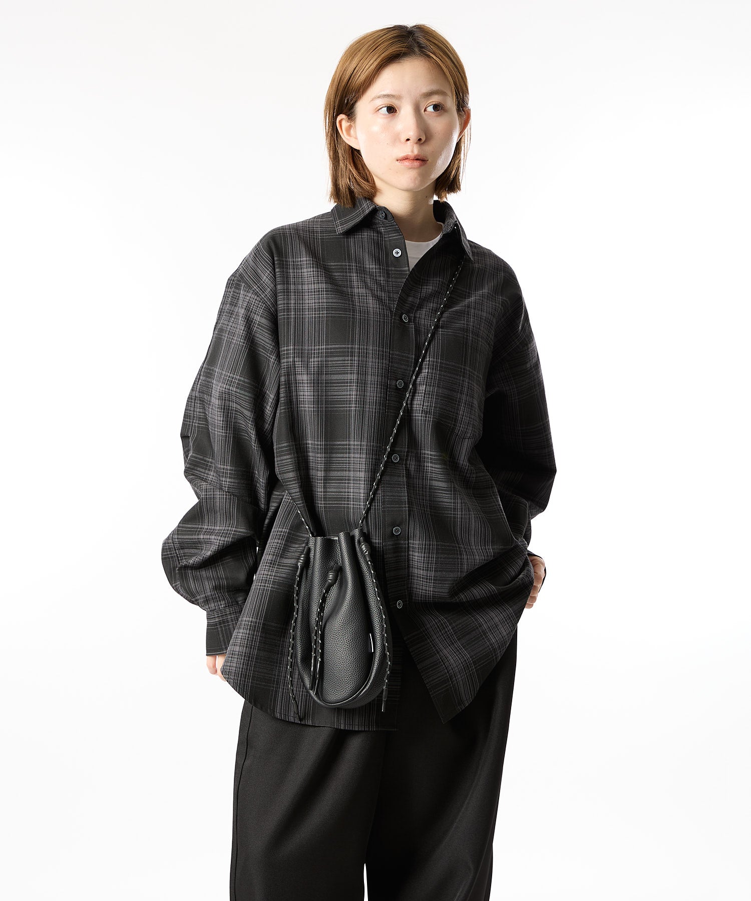 【2025.9.12 FRI 18:00~ IN STOCK】LEATHER DRAWSTRING BAG