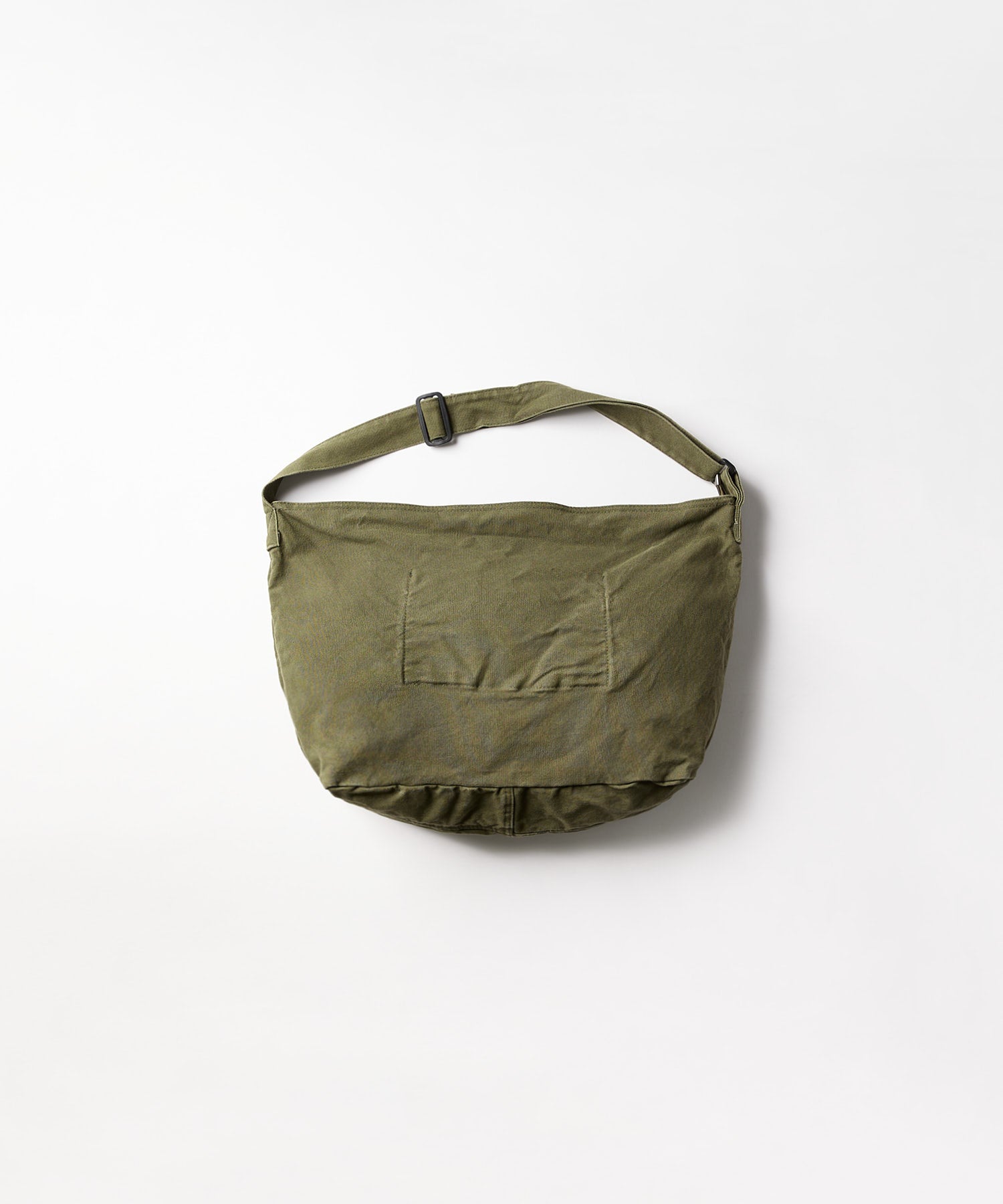 CANVAS MESSENGER BAG