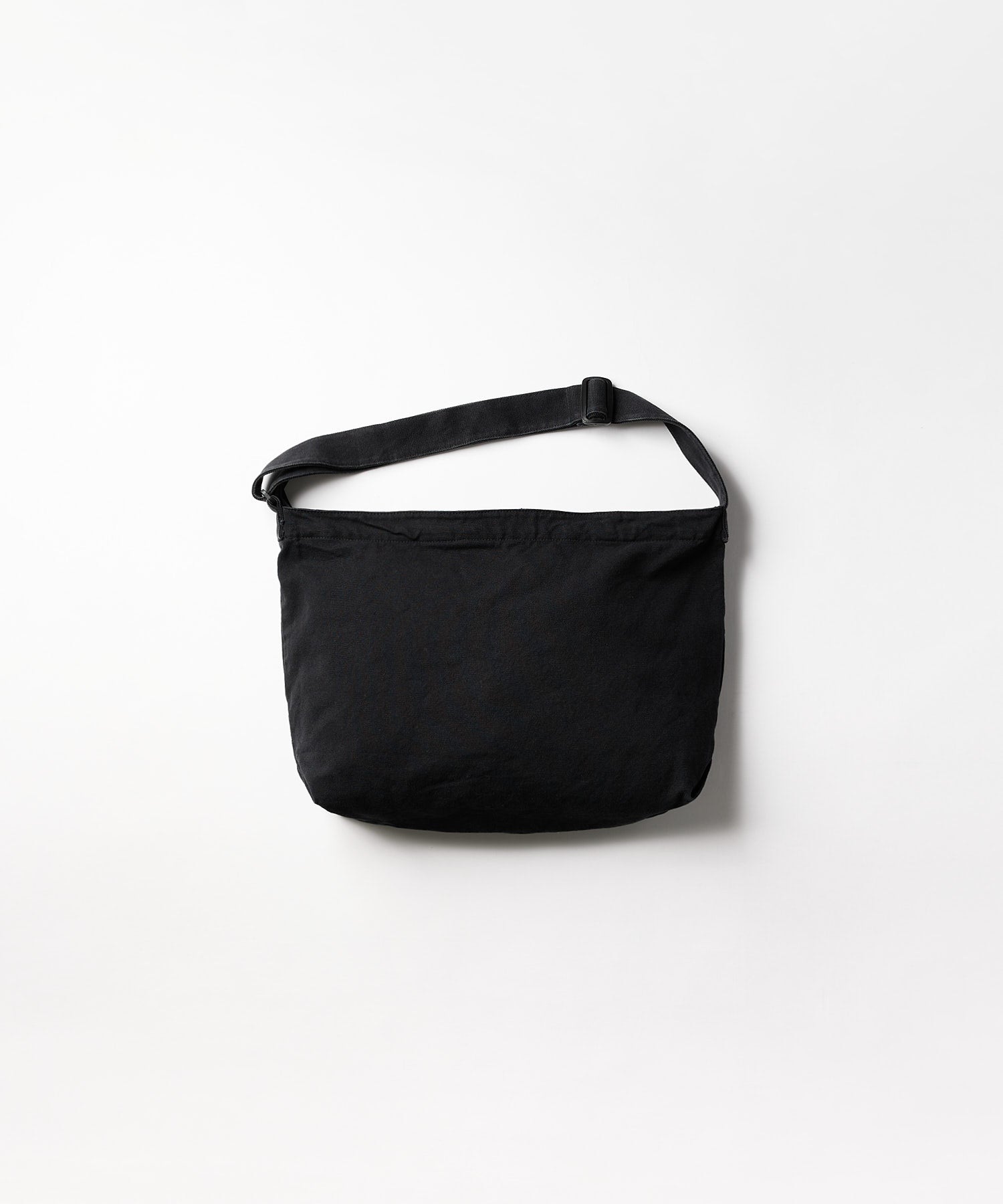 canvas shoulder bag