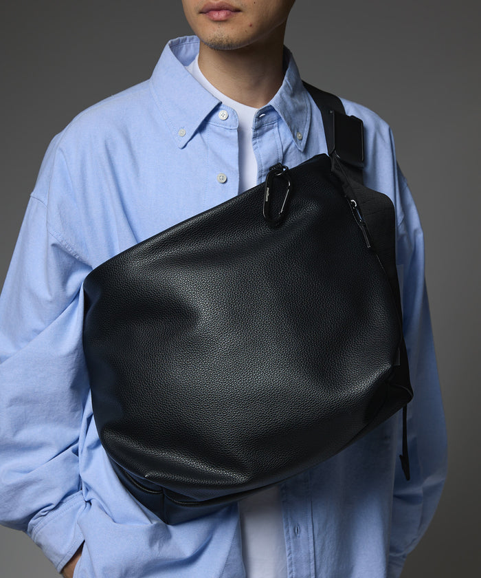 LEATHER MESSENGER BAG(M)