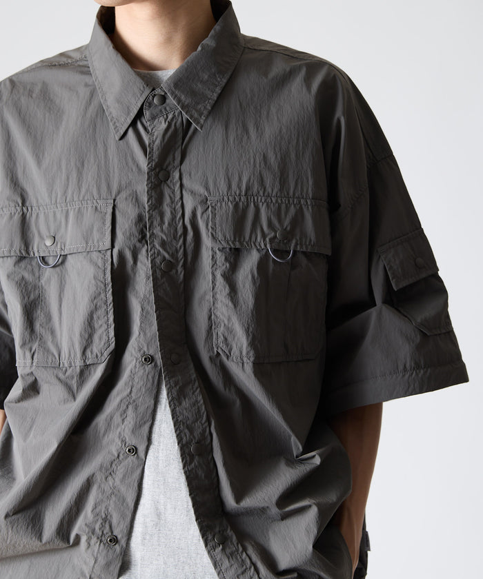 DETACHABLE TECH SHIRT