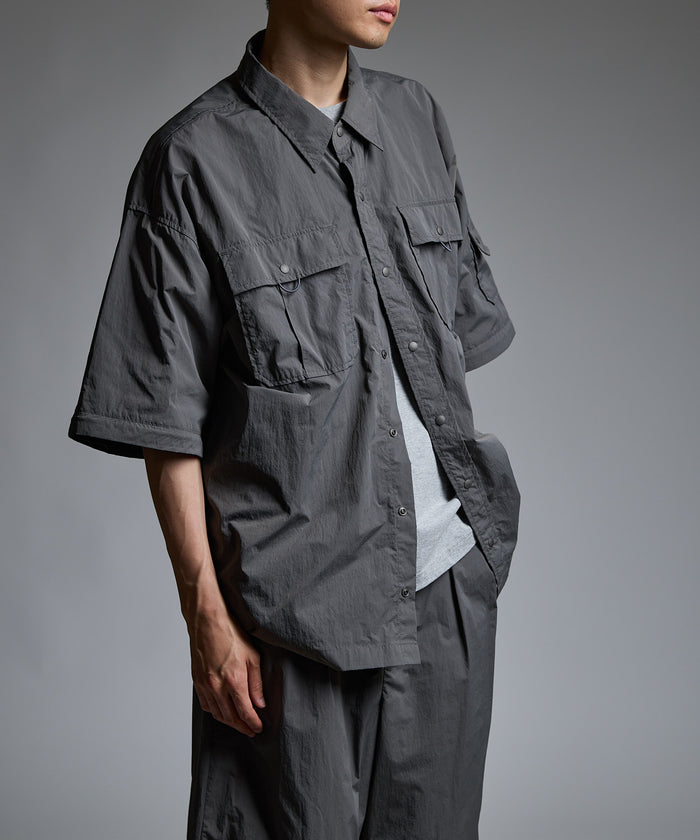 DETACHABLE TECH SHIRT