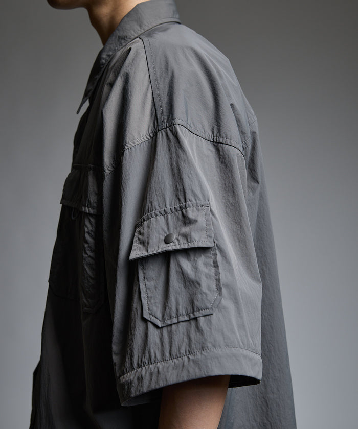 DETACHABLE TECH SHIRT