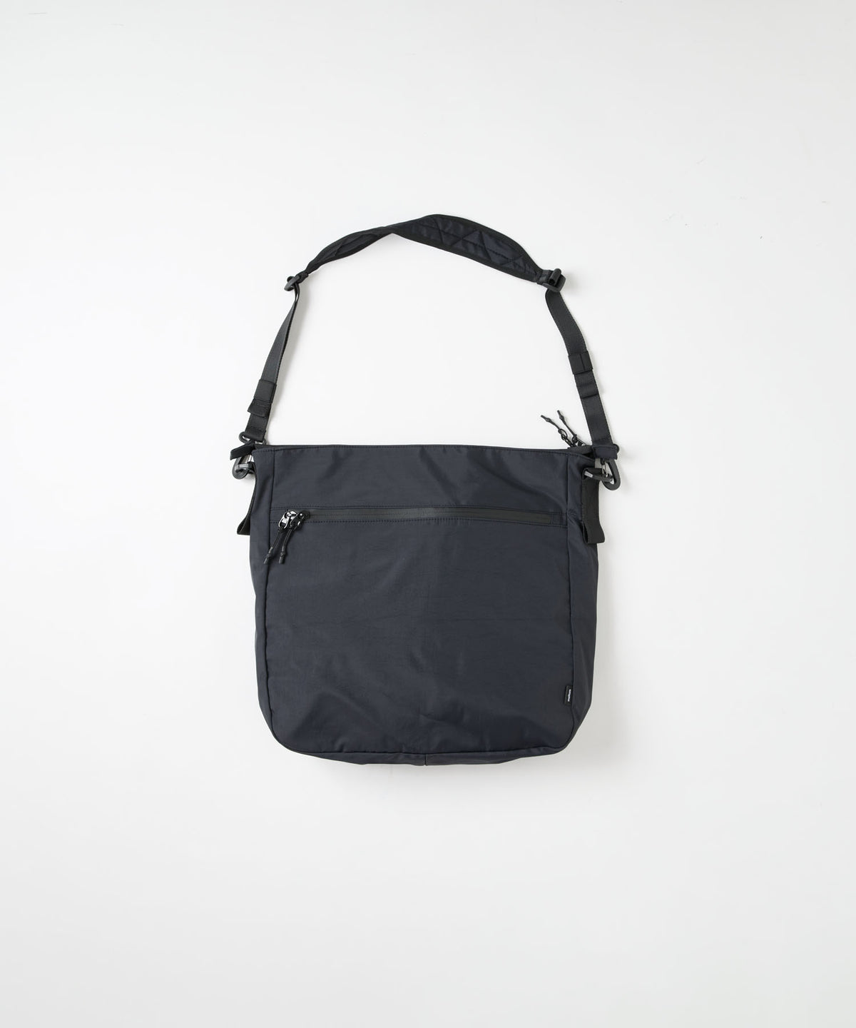 POSTMAN TECH SHOULDER