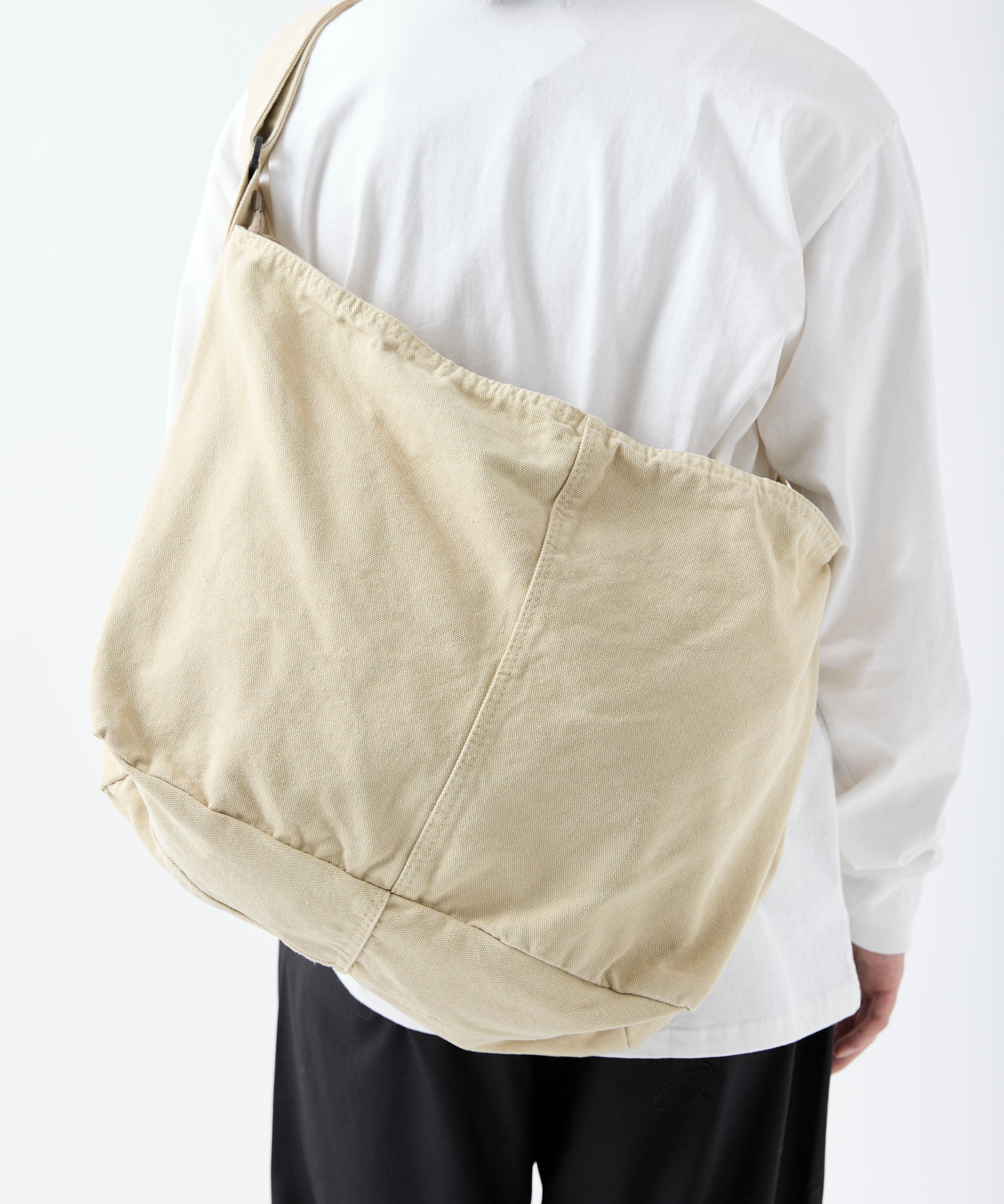 canvas messenger bag