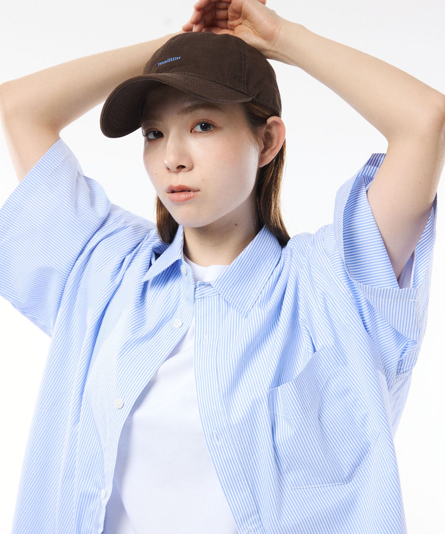 宽松条纹短袖衬衫