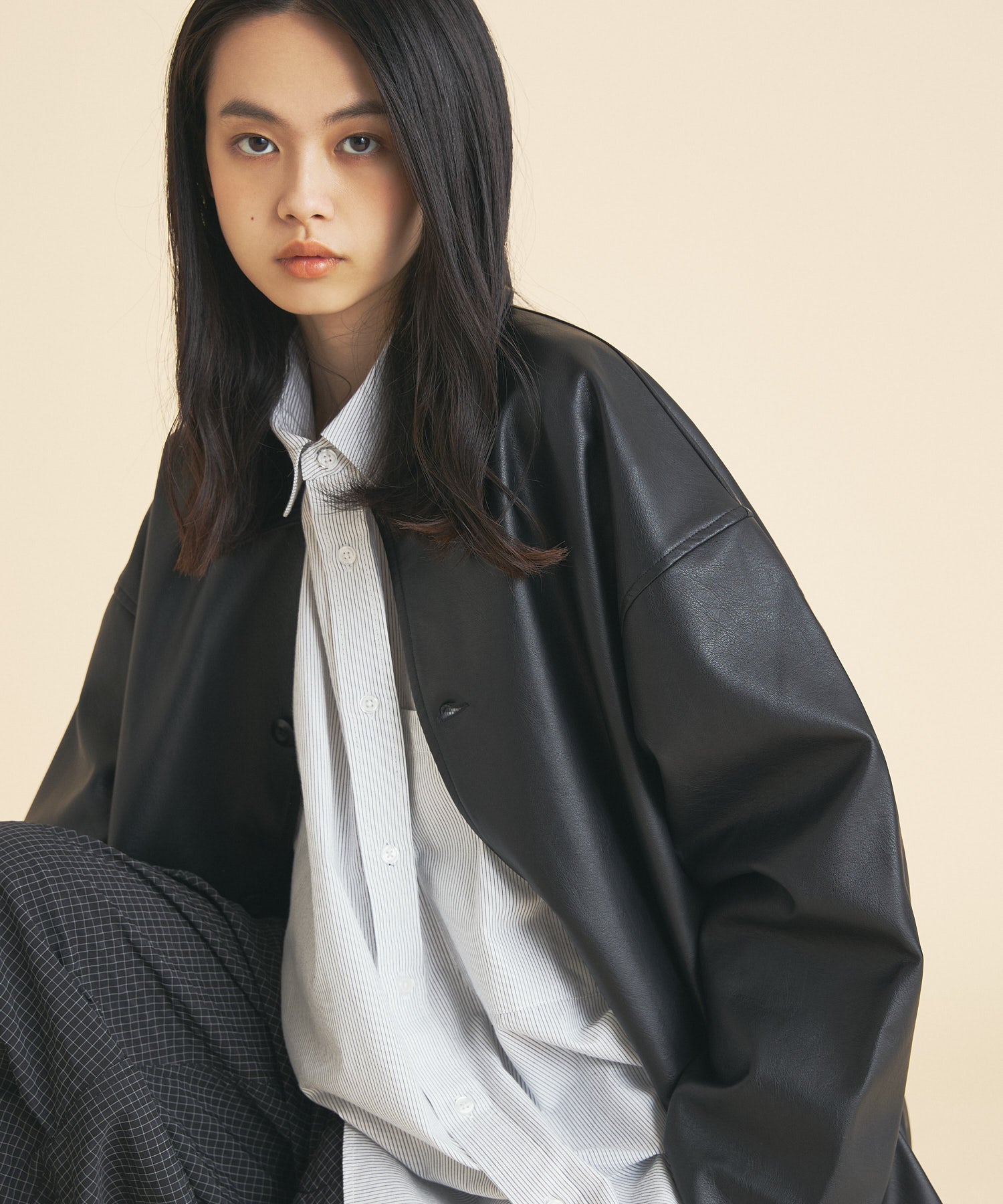 【2026.2.18 WED 18:00~ INSTOCK】SYNTHETIC LEATHER HALF COAT