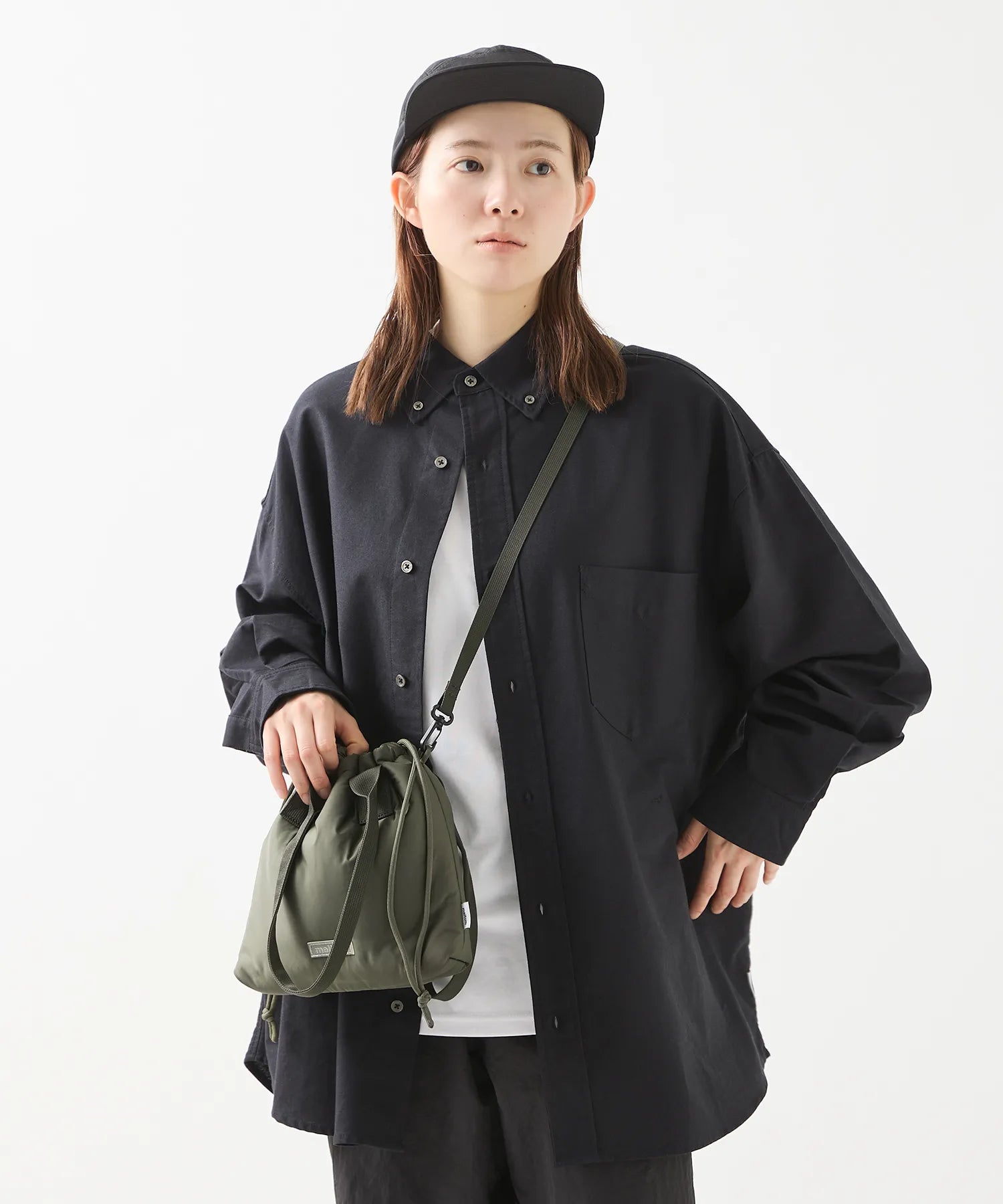 SOFT SHELL SHOULDER POUCH