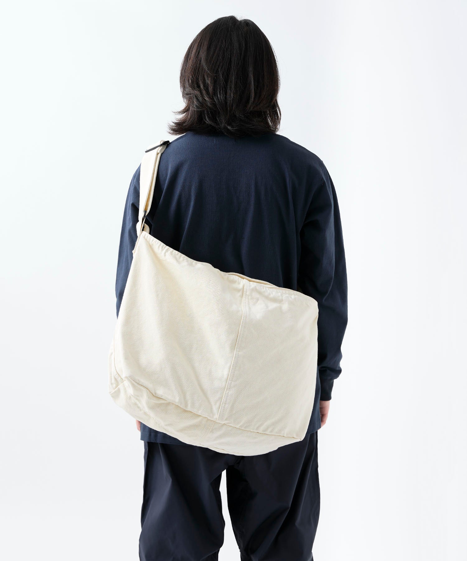 canvas messenger bag