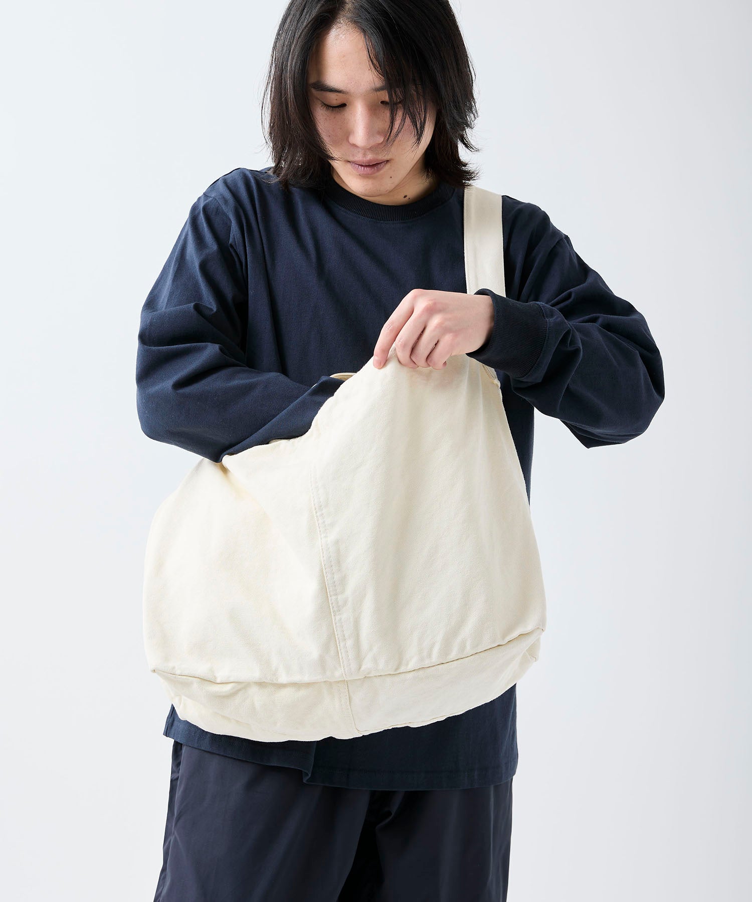 canvas messenger bag