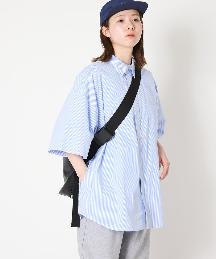 LEATHER MESSENGER BAG