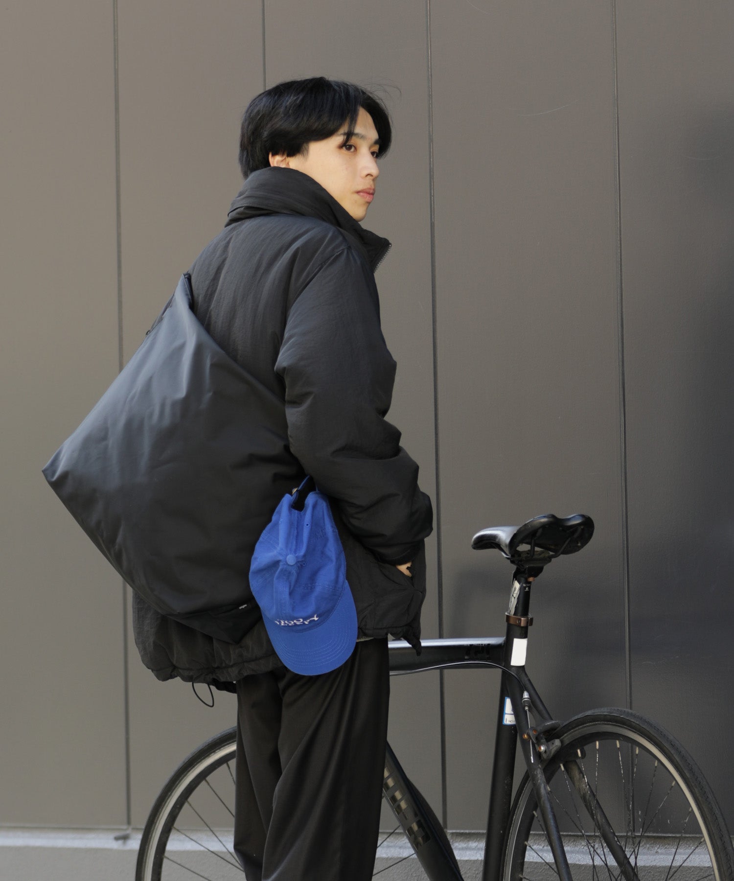 NYLON MESSENGER BAG