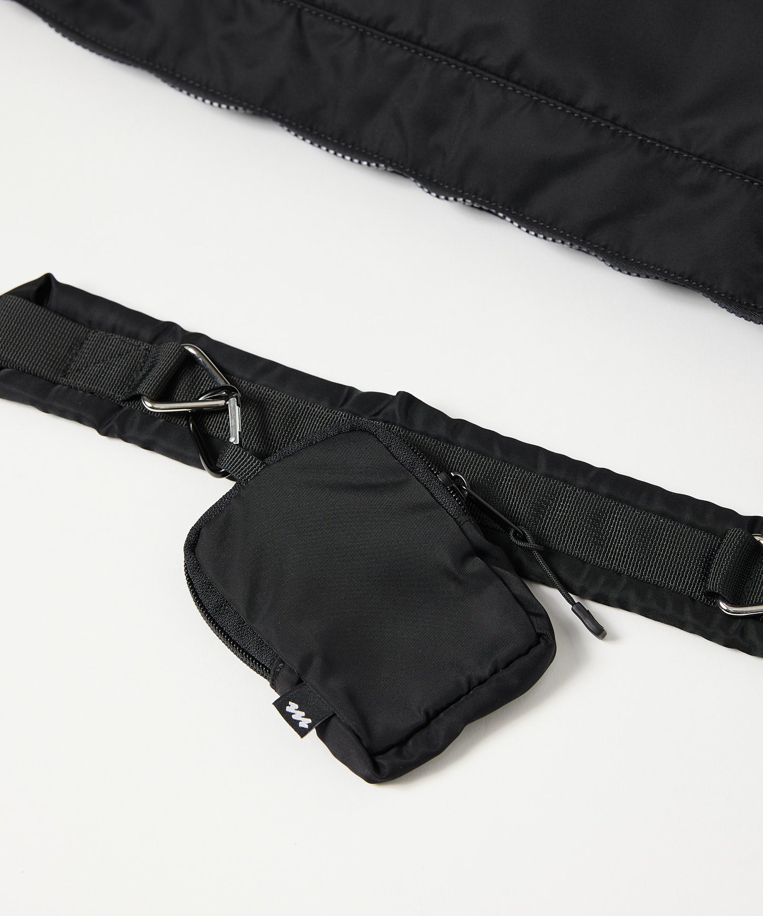POUCH SHOULDER BAG