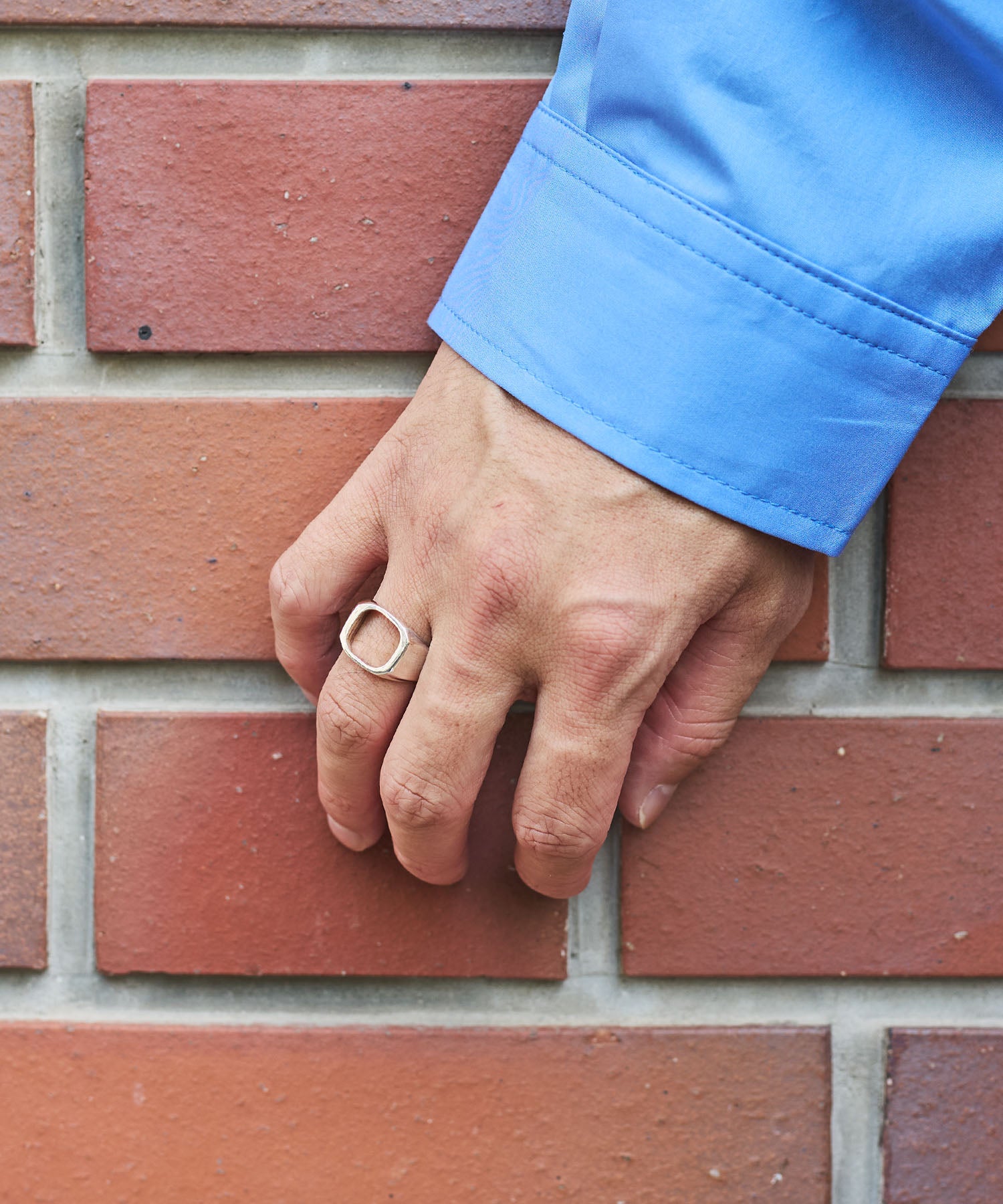 SIGNET OPEN RING