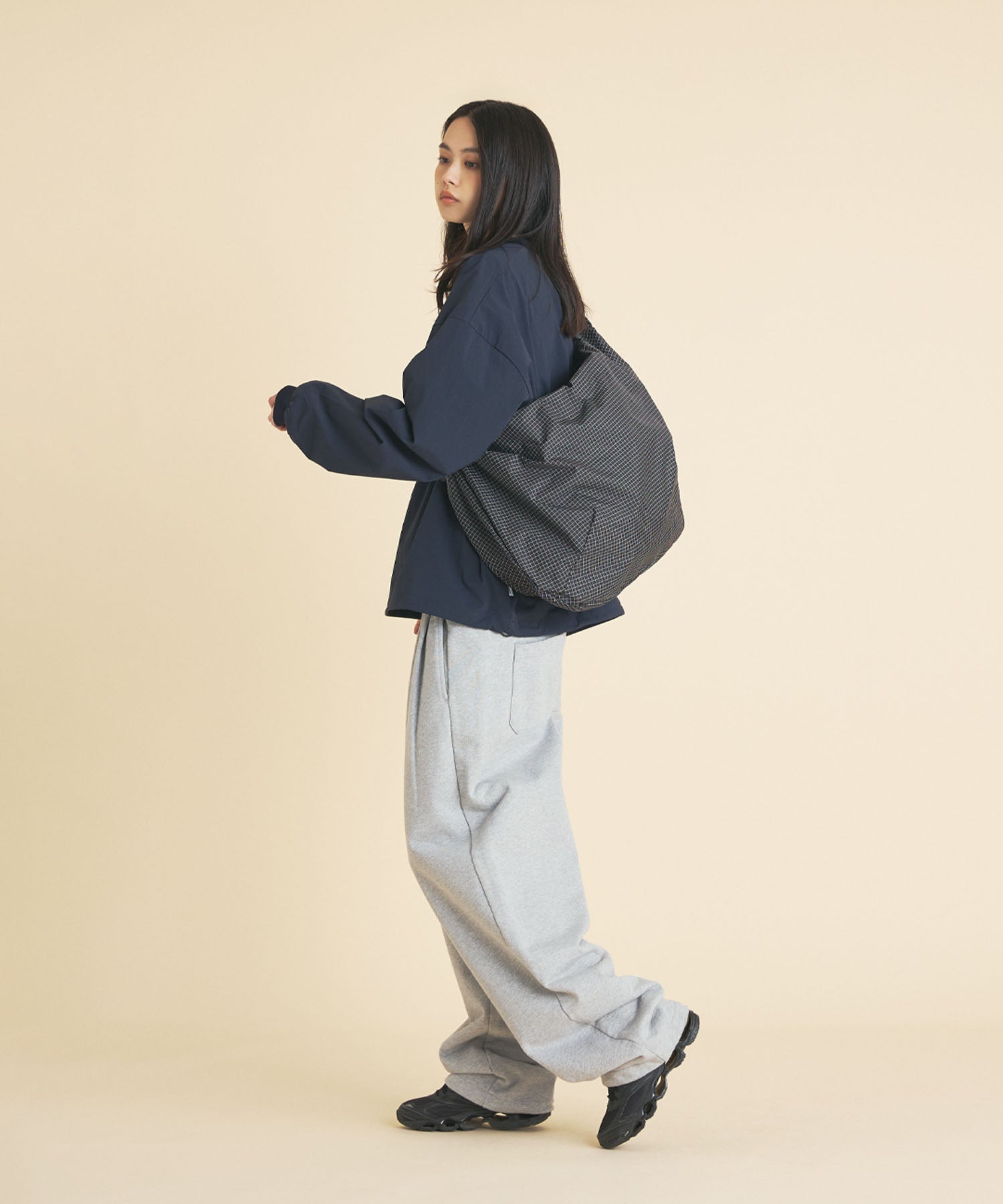 【2026.2.18 WED 18:00~ INSTOCK】GATHER MESSENGER BAG