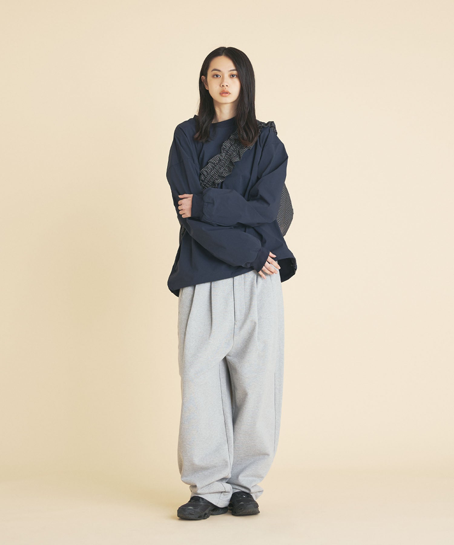 NYLON CREW 長袖上衣