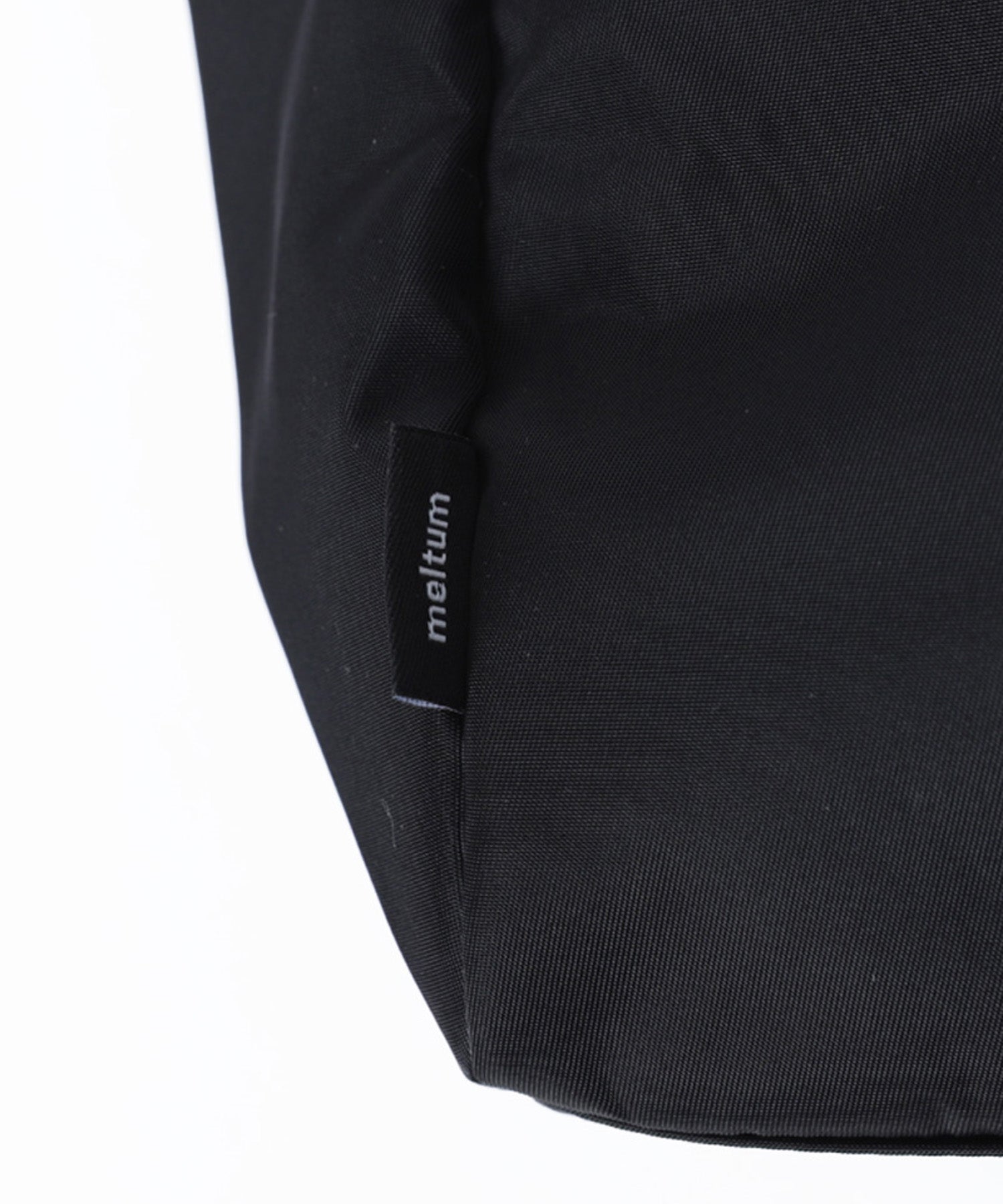 POUCH SHOULDER BAG