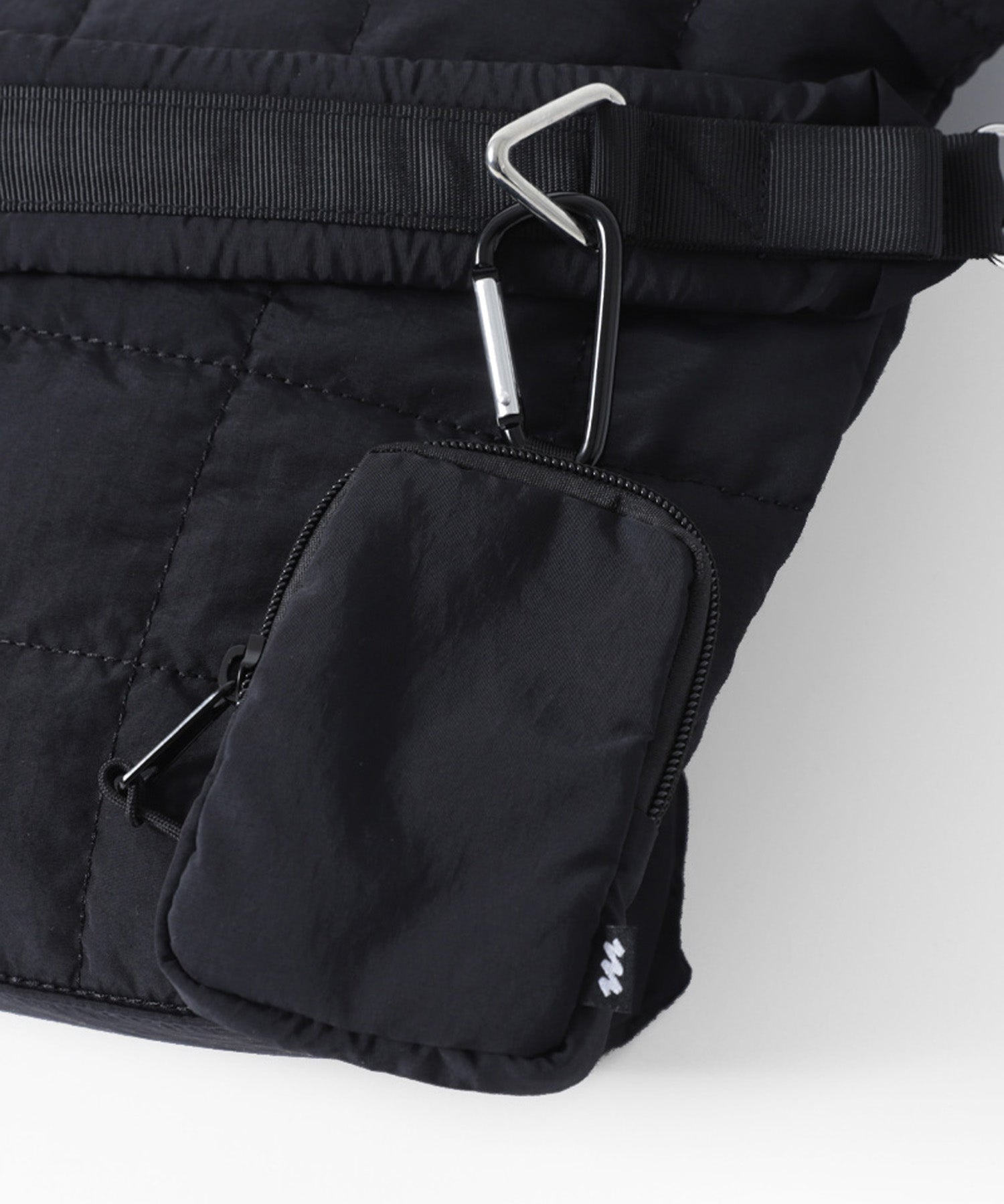 QUILTING POUCH SHOULDER BAG