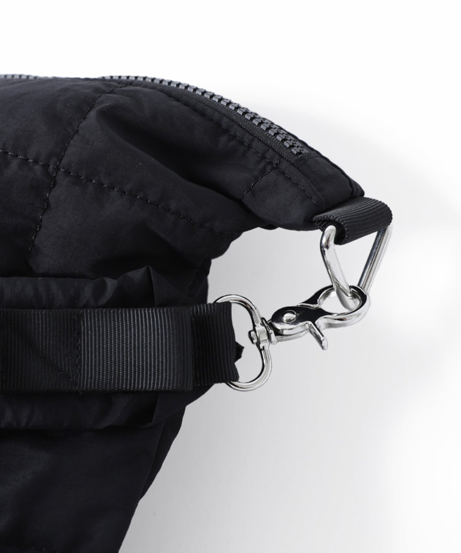 QUILTING POUCH SHOULDER BAG