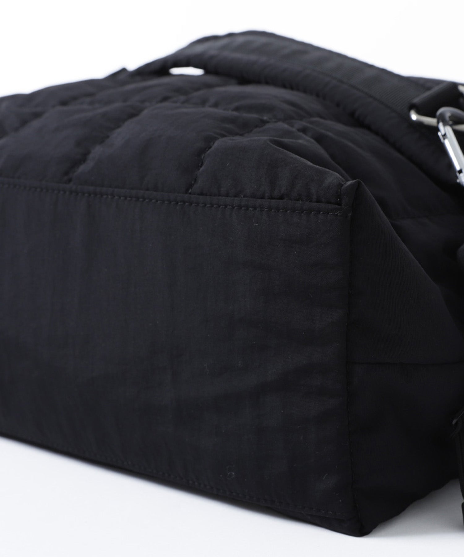 QUILTING POUCH SHOULDER BAG