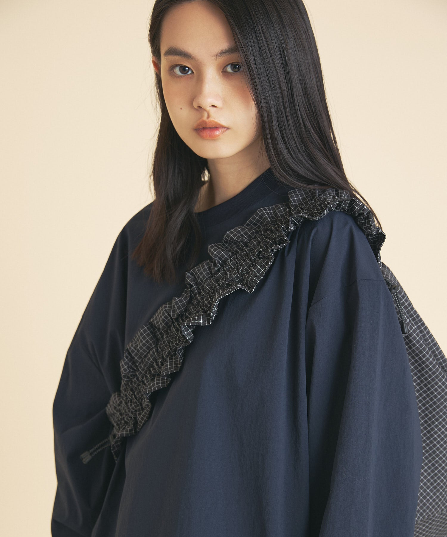 NYLON CREW 長袖上衣