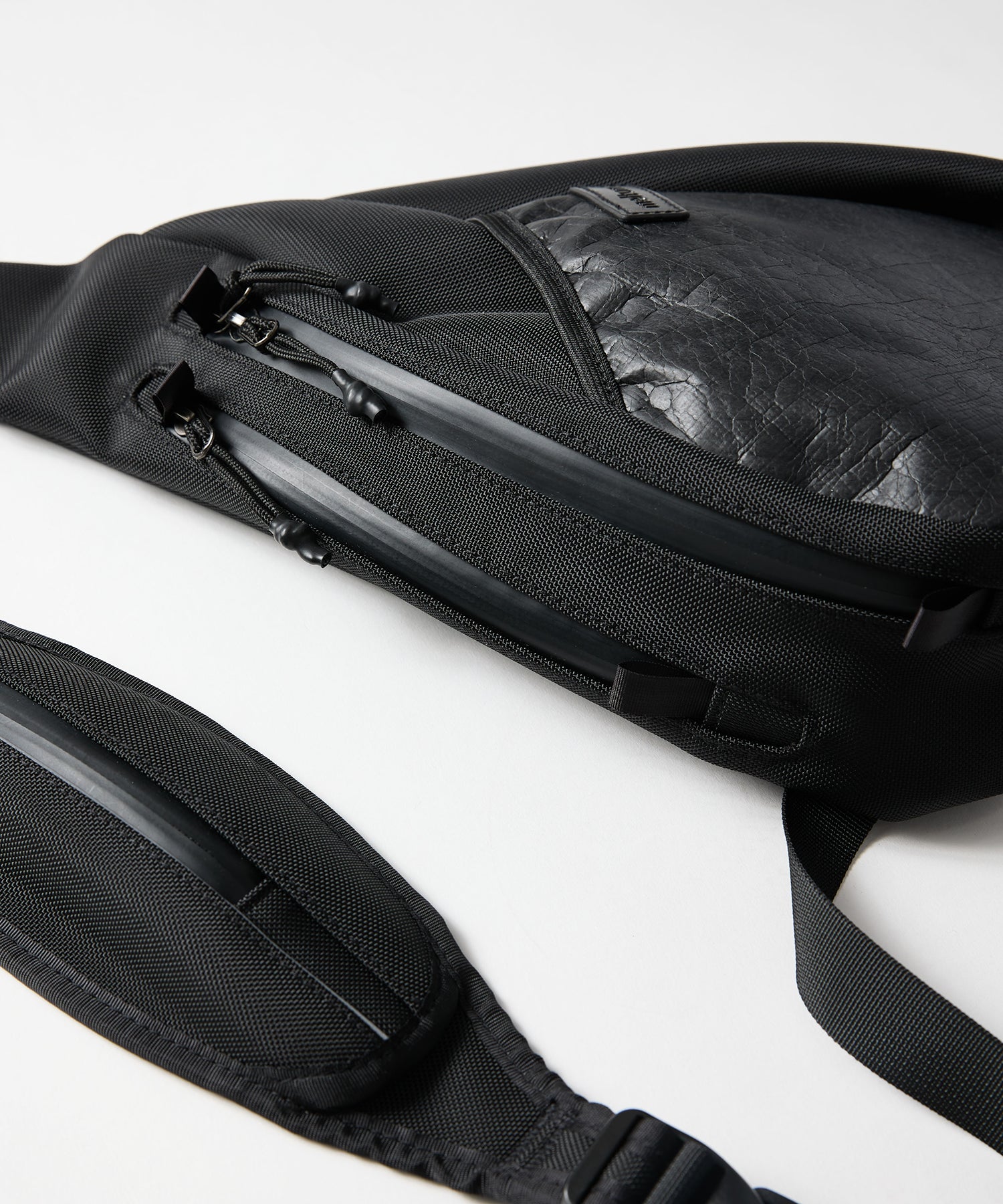 【2026.2.18 WED 18:00~ INSTOCK】Tyvek®︎ ONESHOULDER BAG