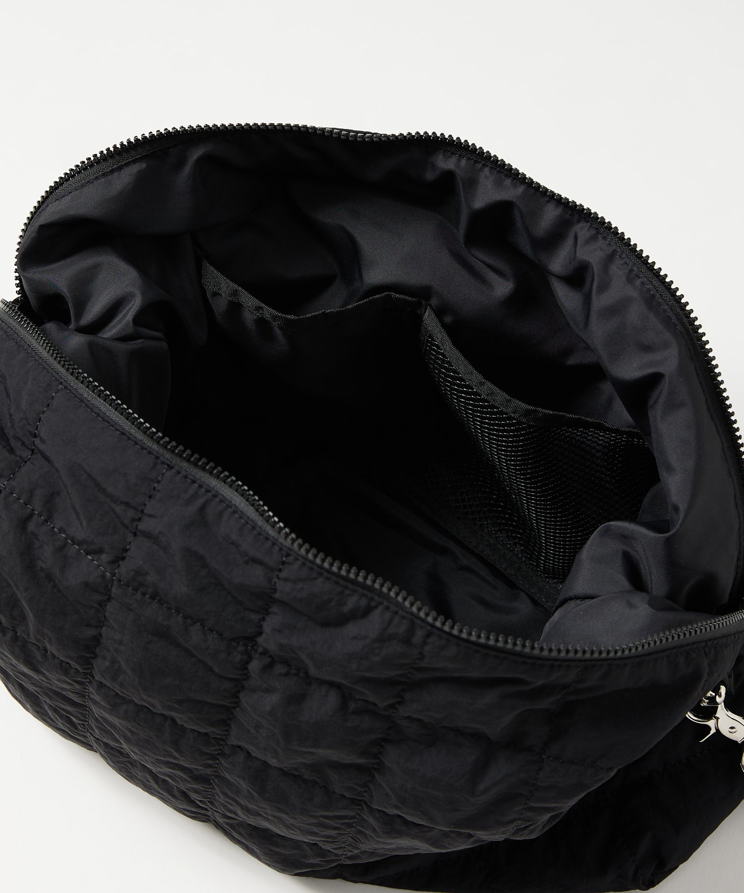 绗缝小袋单肩包