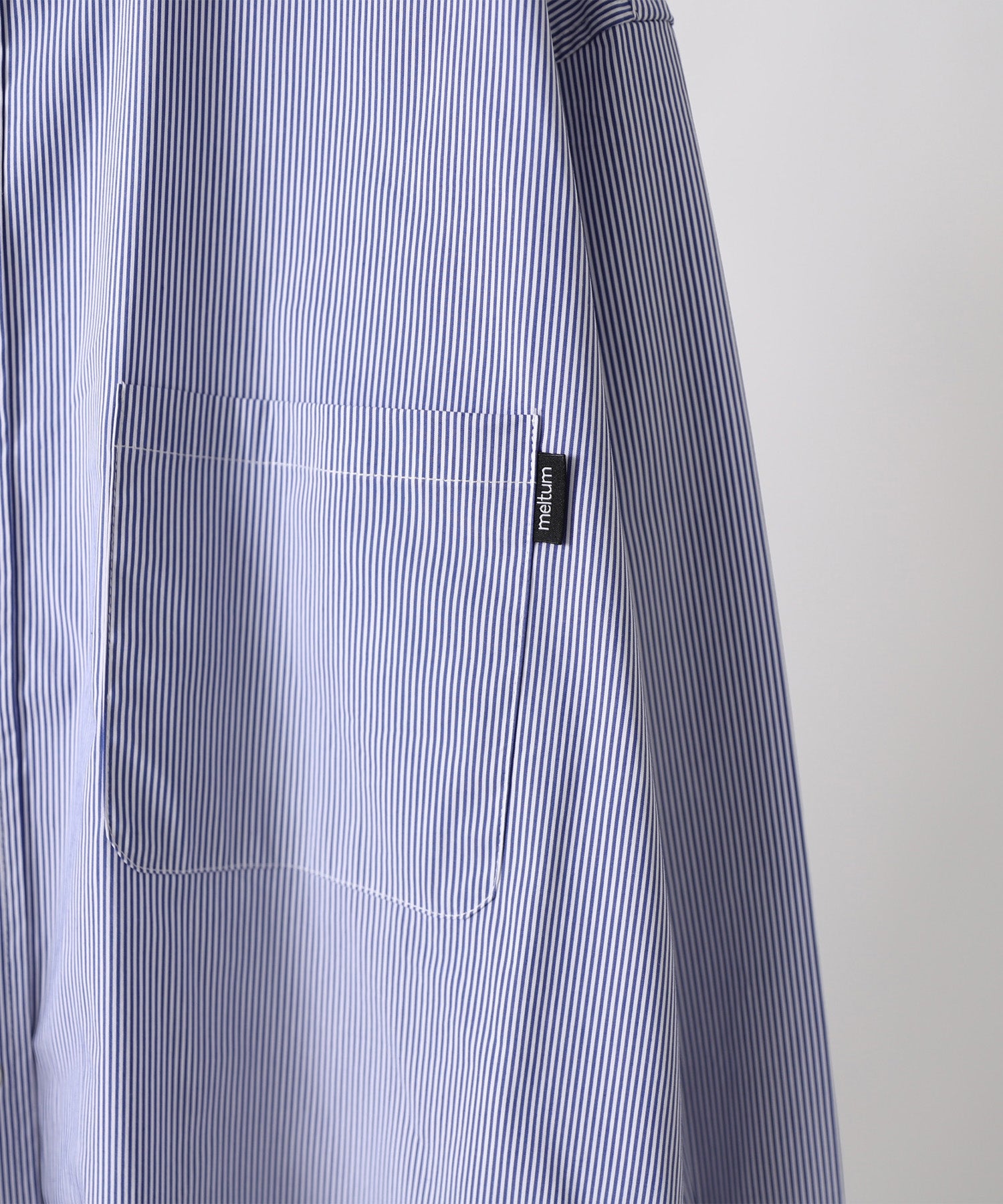 LOOSE STRIPE SHIRT