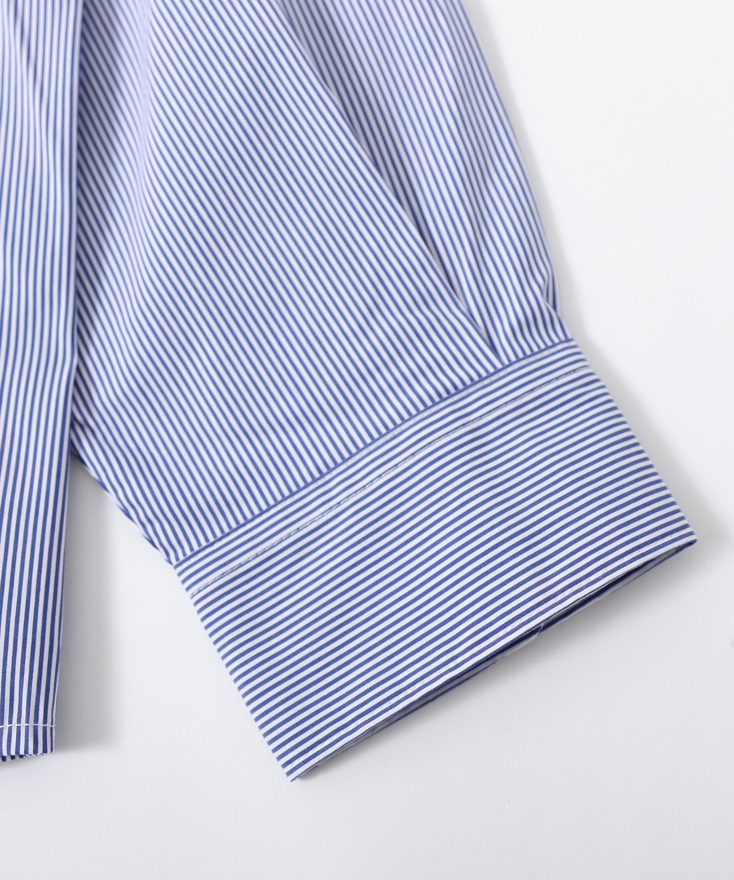 LOOSE STRIPE SHIRT