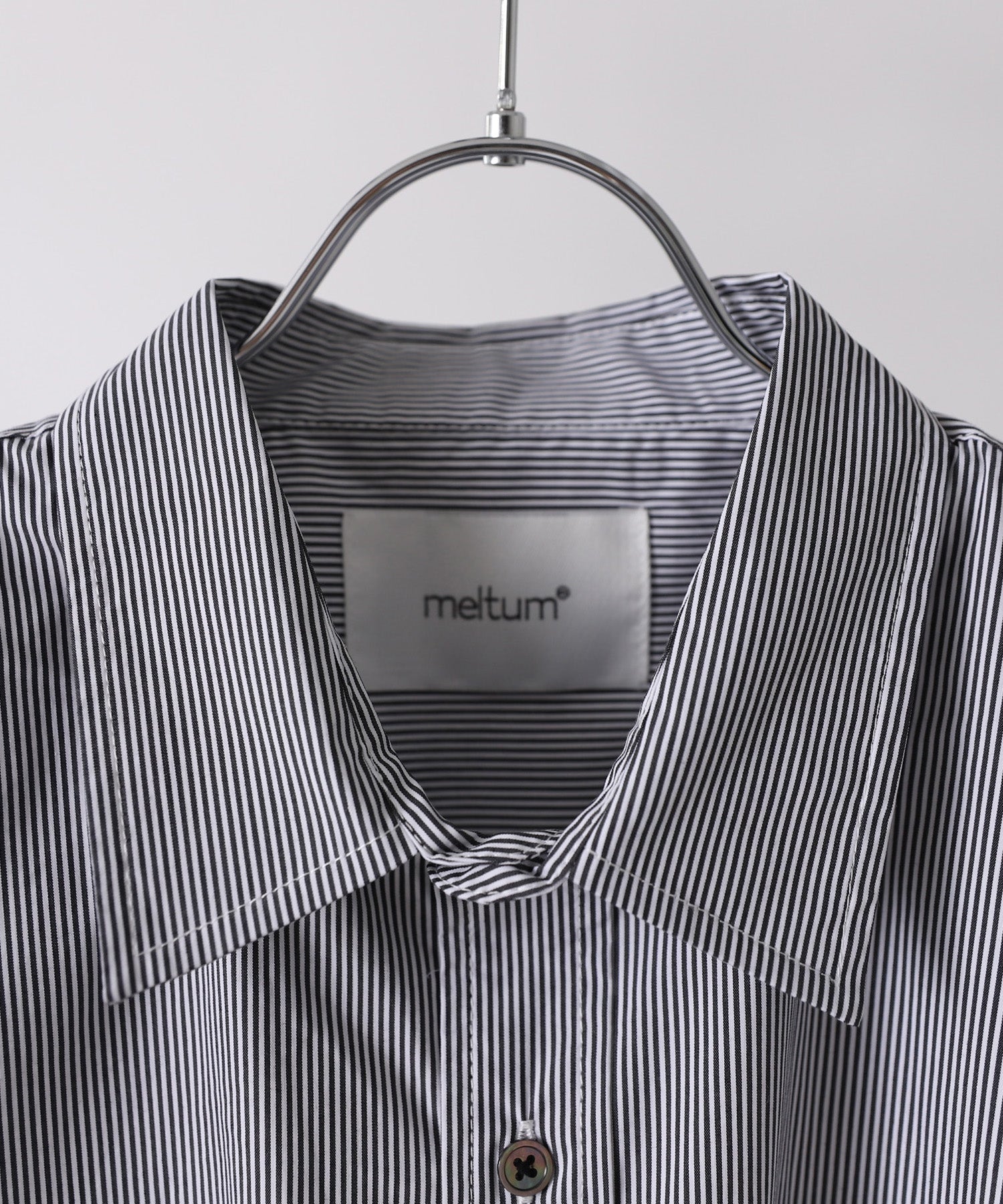 LOOSE STRIPE SHIRT
